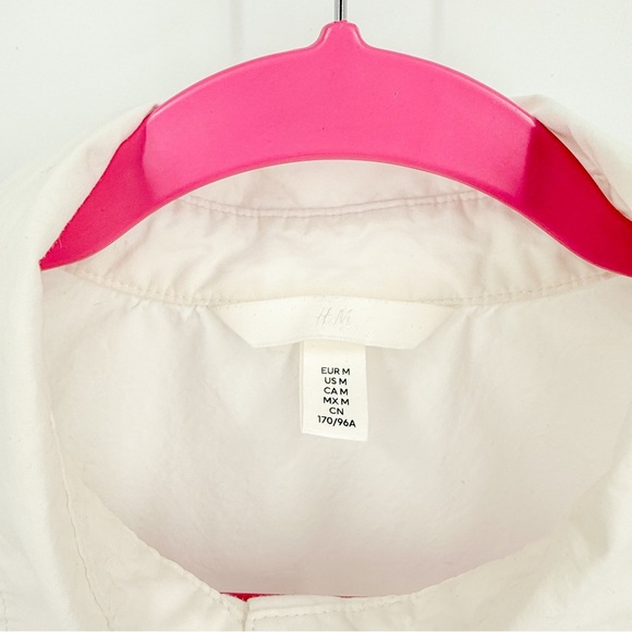 H&M Classic White Button Down Shirt - Picture 2 of 3